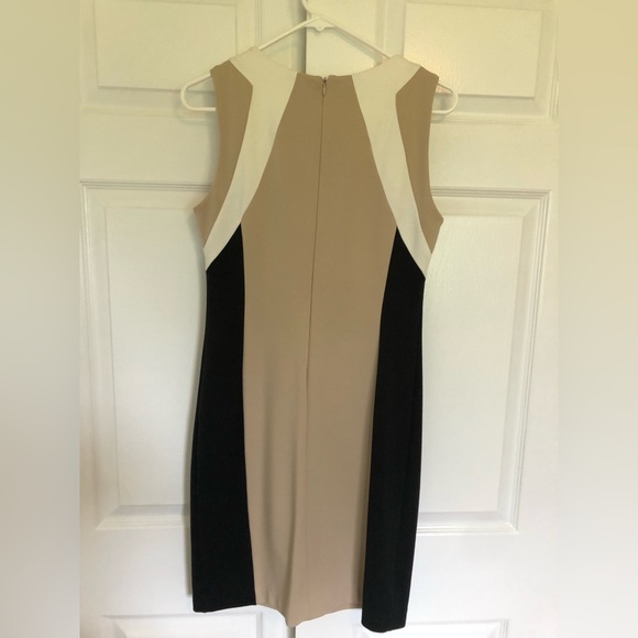 Calvin Klein shift style knit dress. Hits above knee. - Picture 2 of 5